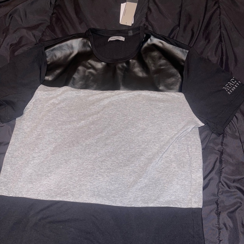 Men Reaction Kenneth Cole shirt size L color black combo